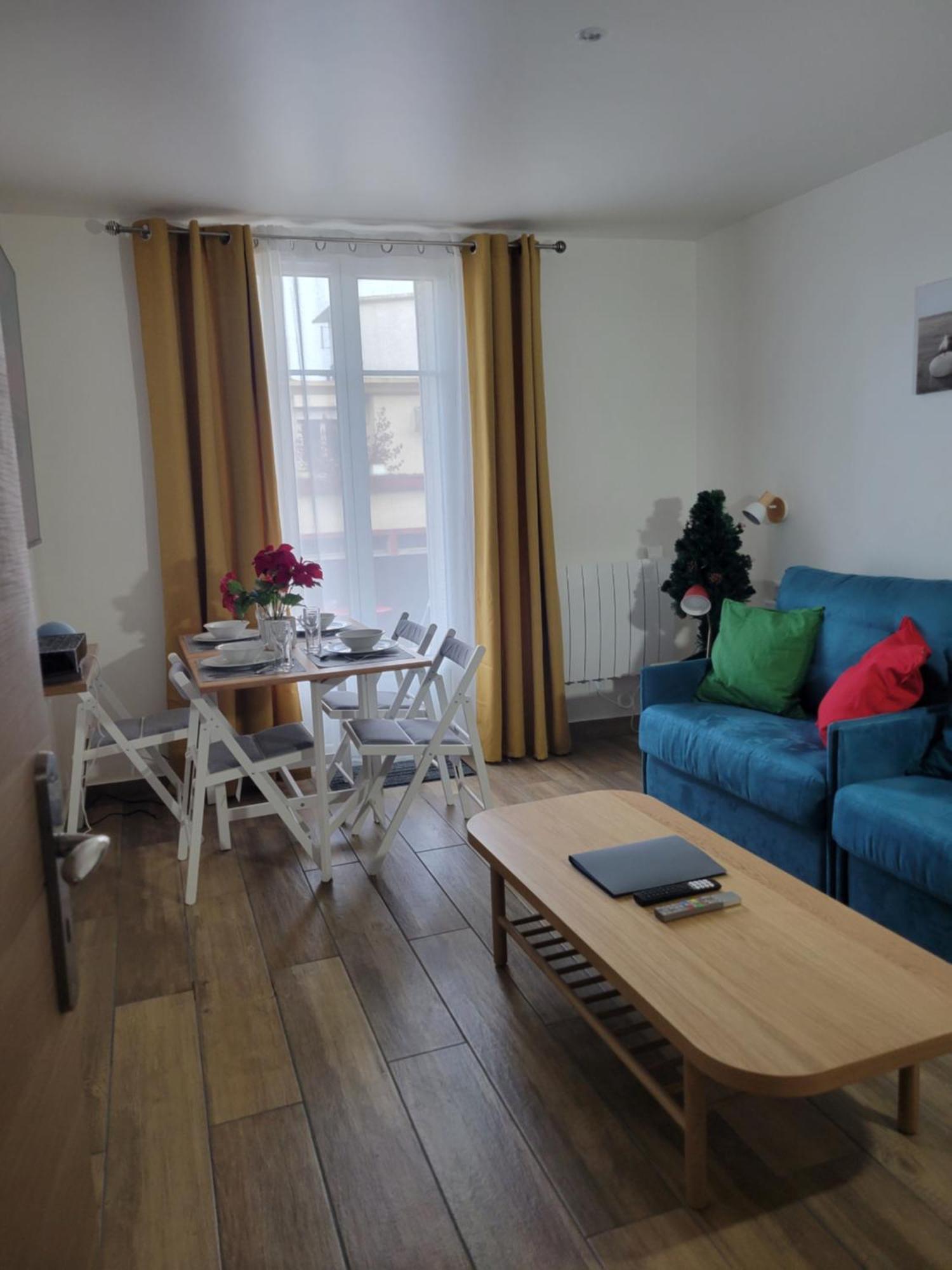 Amazing Apartment A Stone'S Throw From The City Of Lights - Paris Clichy Kültér fotó